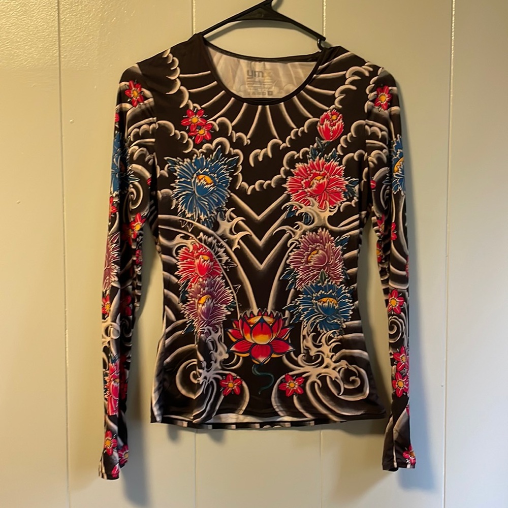 Long sleeve shirt